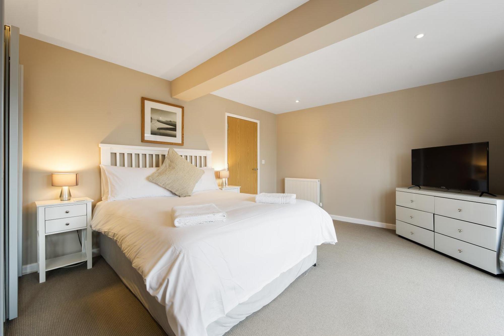 Appartamento Westcliff Penthouse With Sea Views And Balcony Bournemouth Esterno foto
