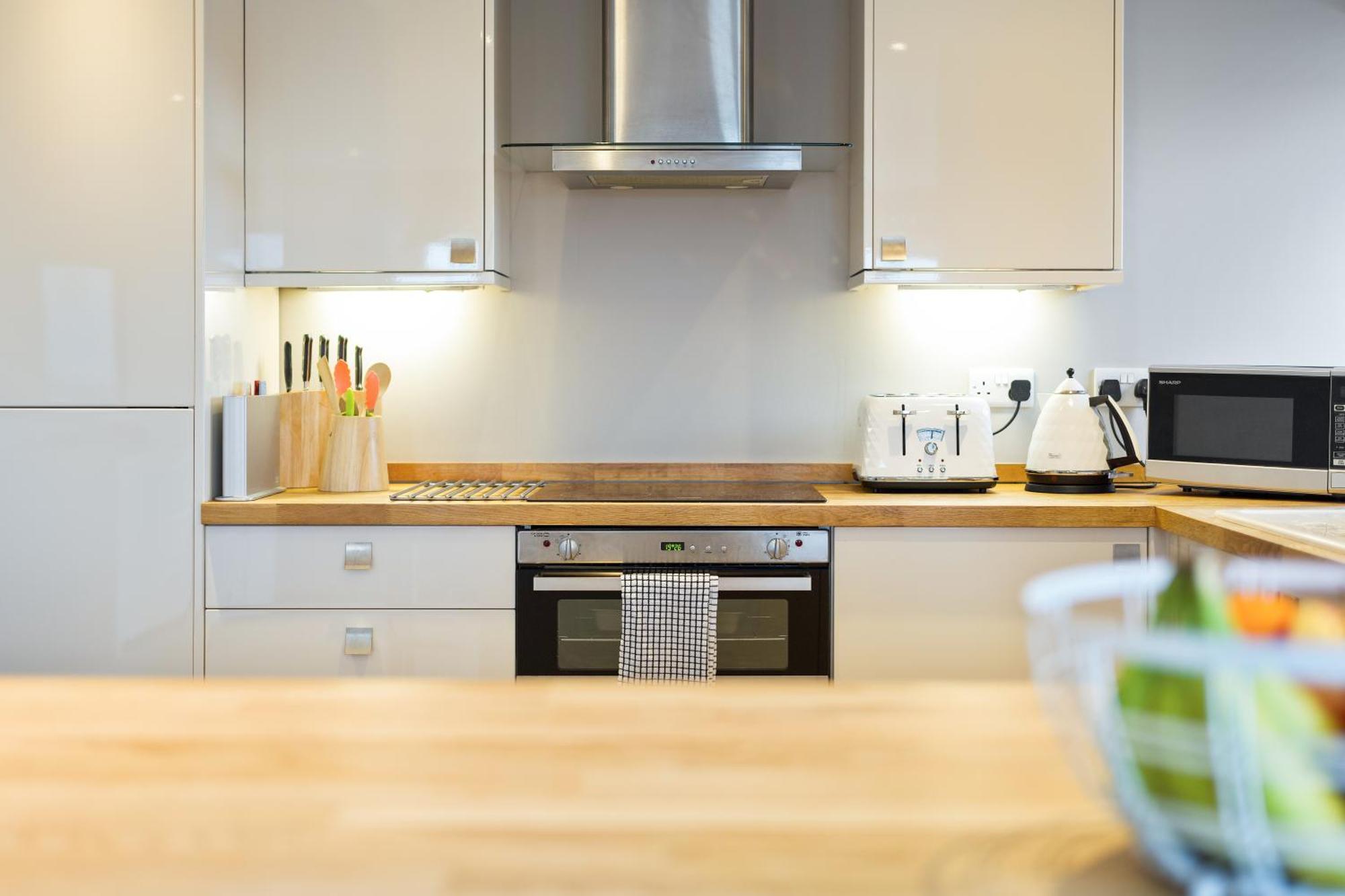 Appartamento Westcliff Penthouse With Sea Views And Balcony Bournemouth Esterno foto
