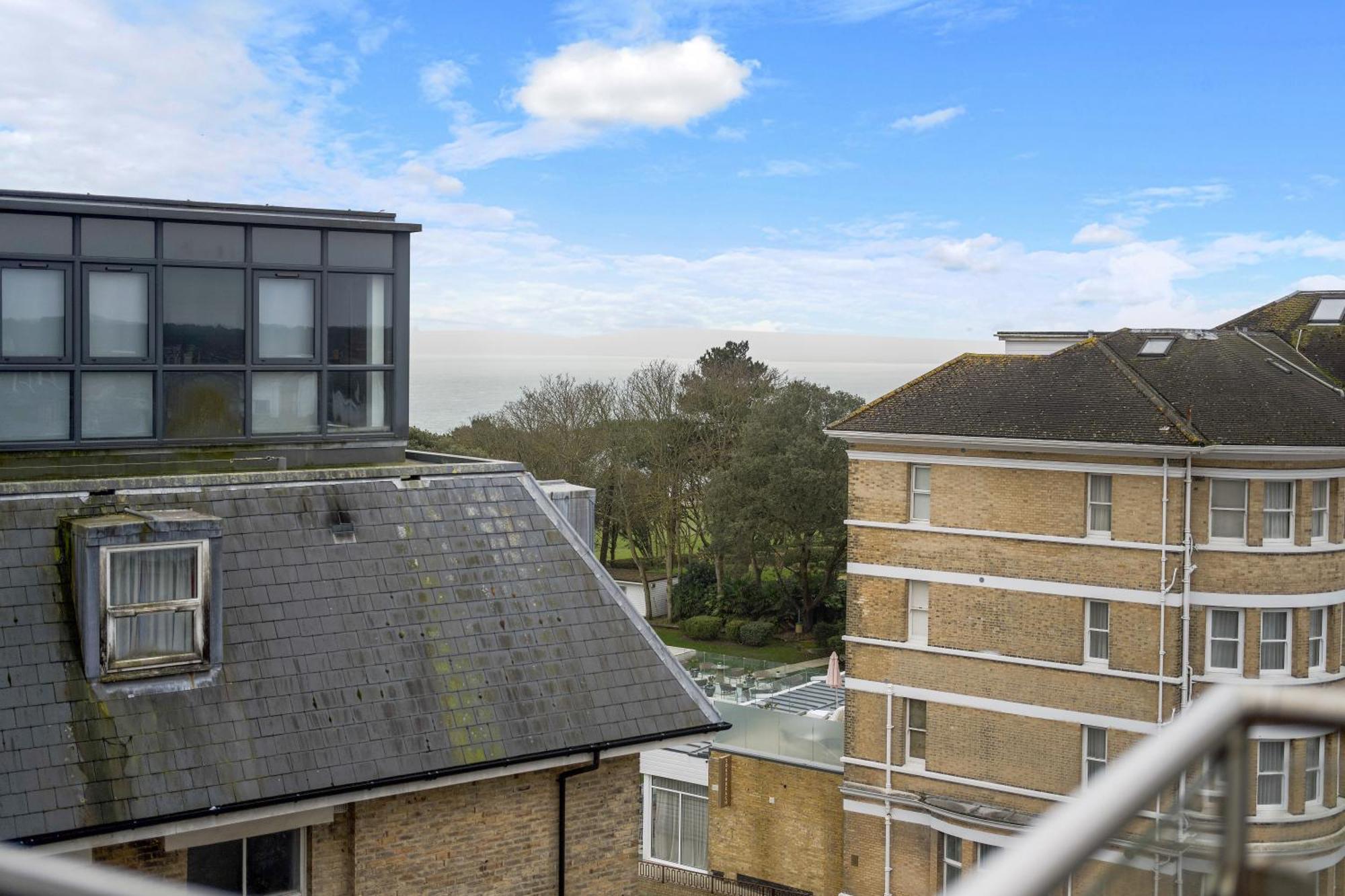 Appartamento Westcliff Penthouse With Sea Views And Balcony Bournemouth Esterno foto