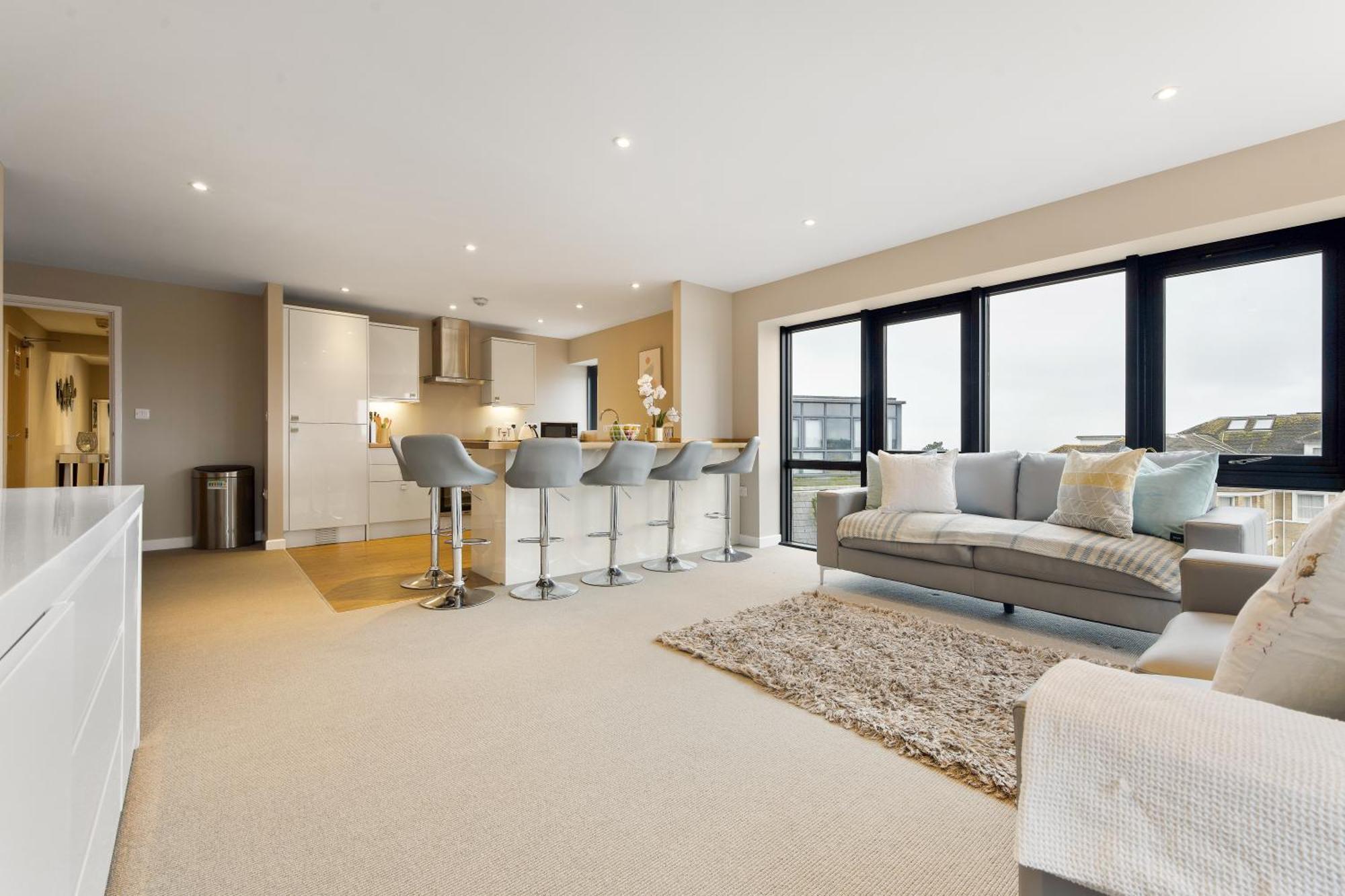 Appartamento Westcliff Penthouse With Sea Views And Balcony Bournemouth Esterno foto