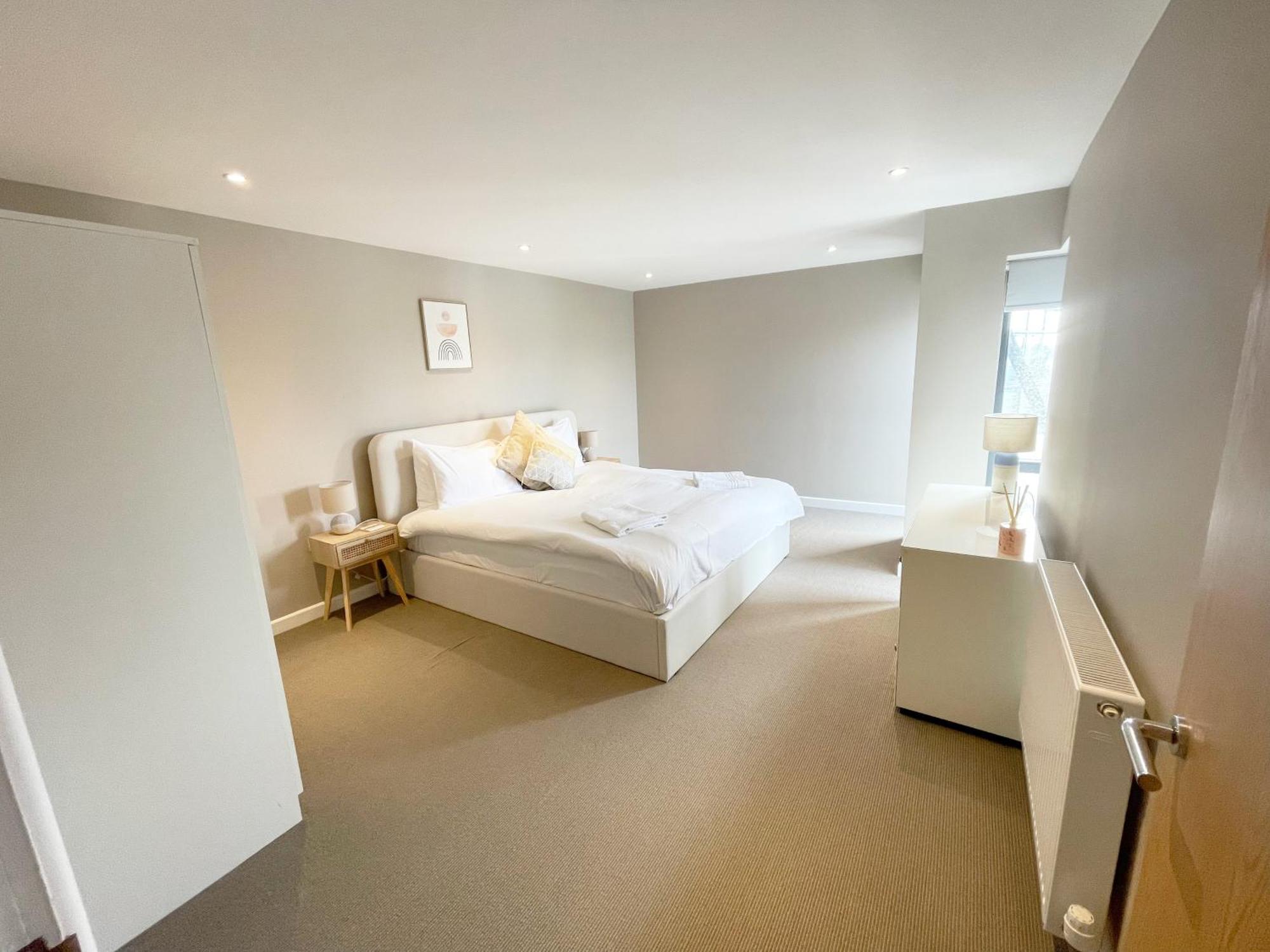 Appartamento Westcliff Penthouse With Sea Views And Balcony Bournemouth Esterno foto